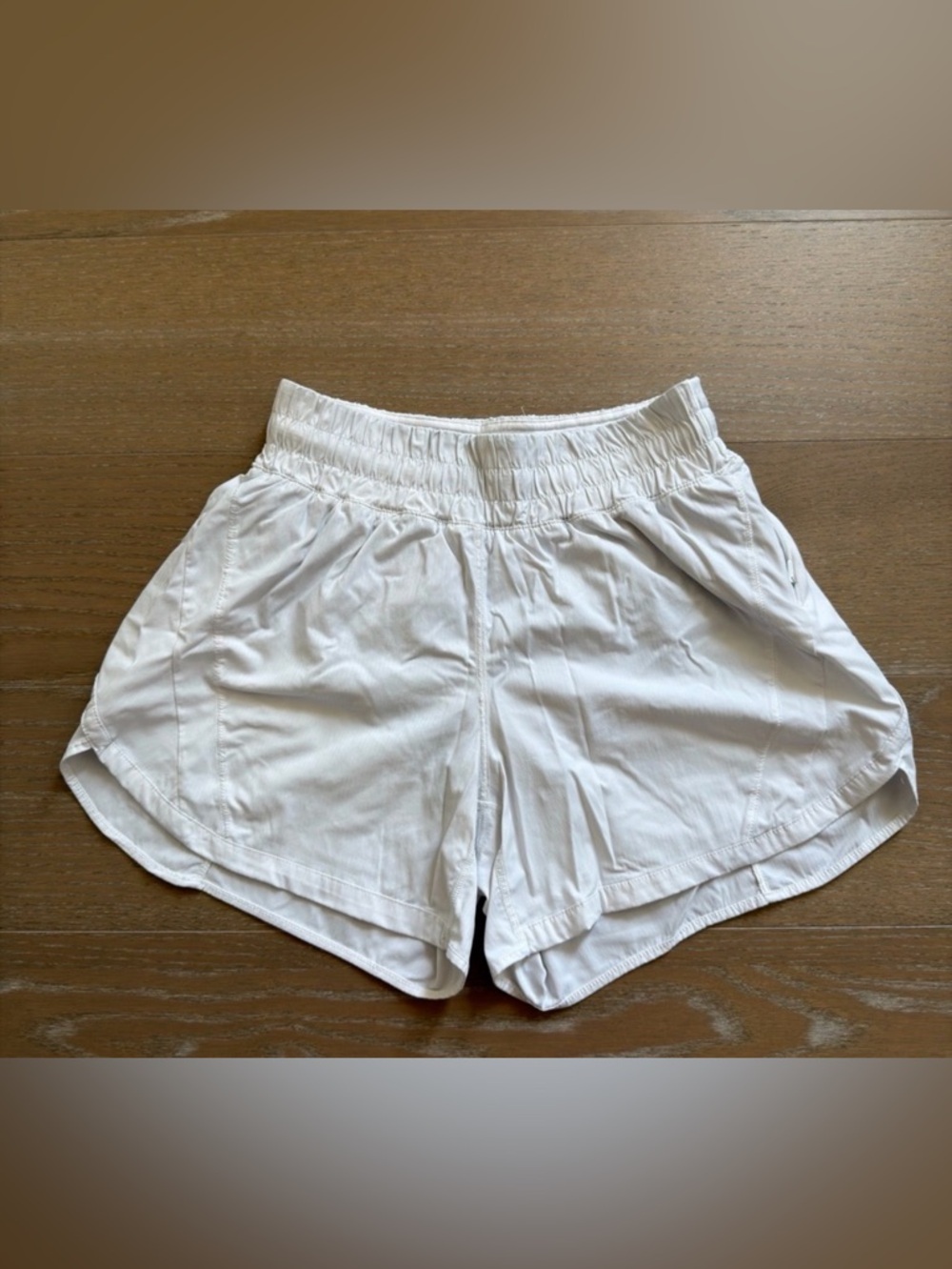 Lululemon Women’s Track That High-Rise Unlined Short 5" White Size 8